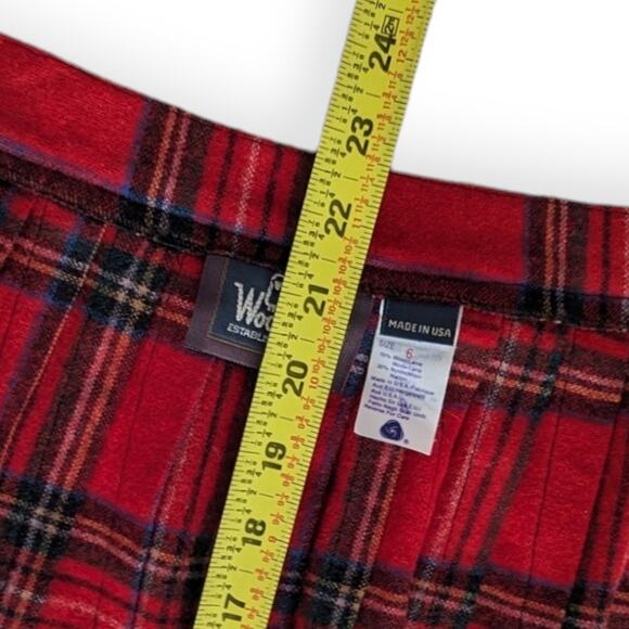 Copied - Vintage Woolrich plaid pleated wrap kilt skirt wool SZ 6 runs small - Picture 2 of 13